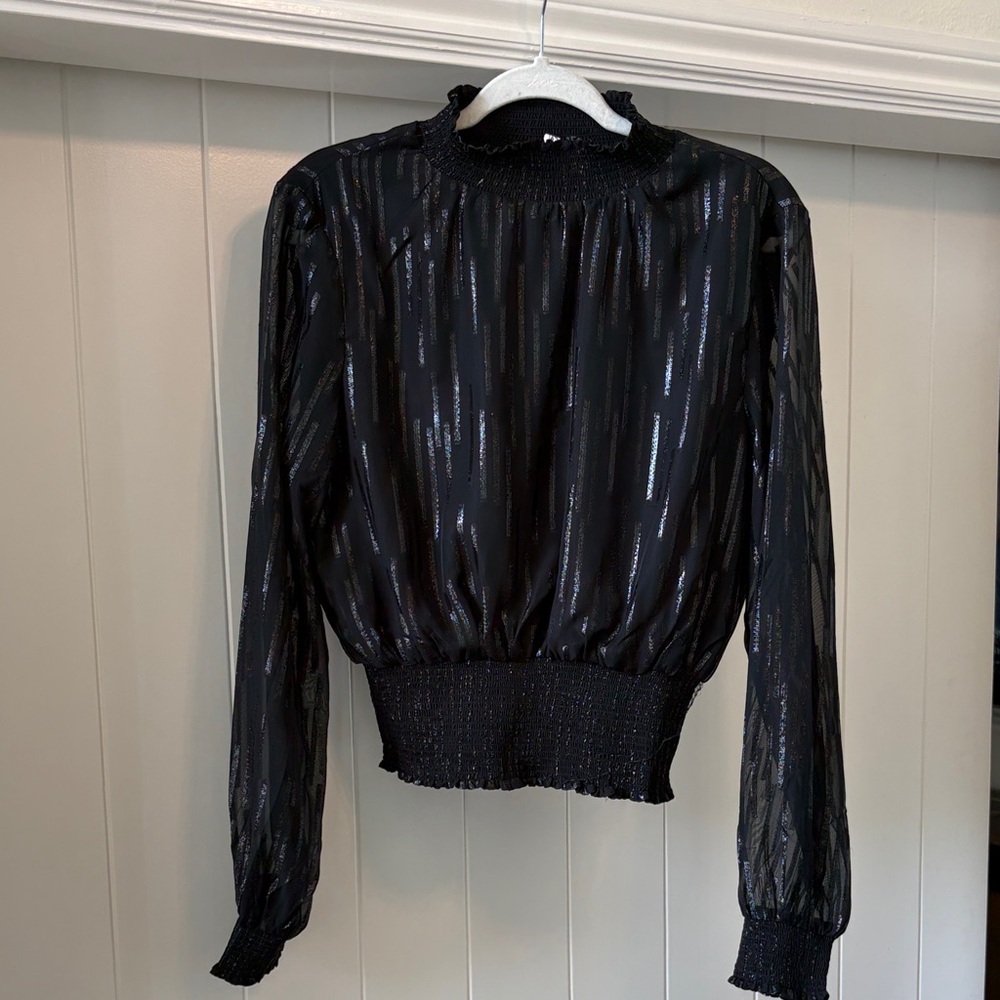 Elan Brand Elegant Cropped Black Long Sleeve Women's Top